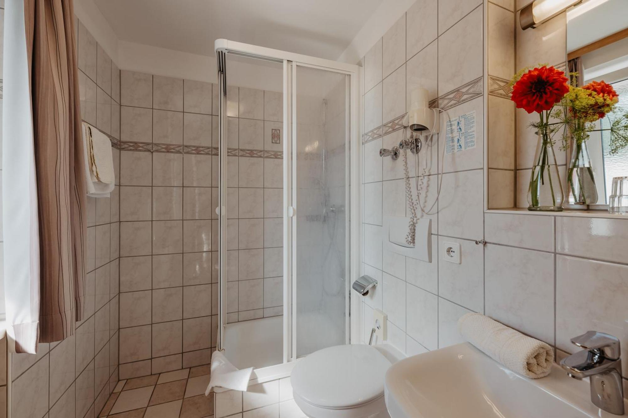 Haus Hildegard Hotell Bad Füssing Exteriör bild