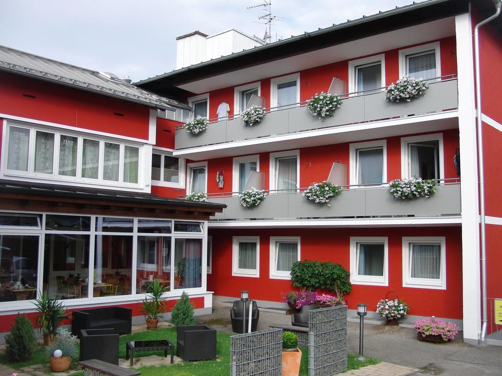 Haus Hildegard Hotell Bad Füssing Exteriör bild
